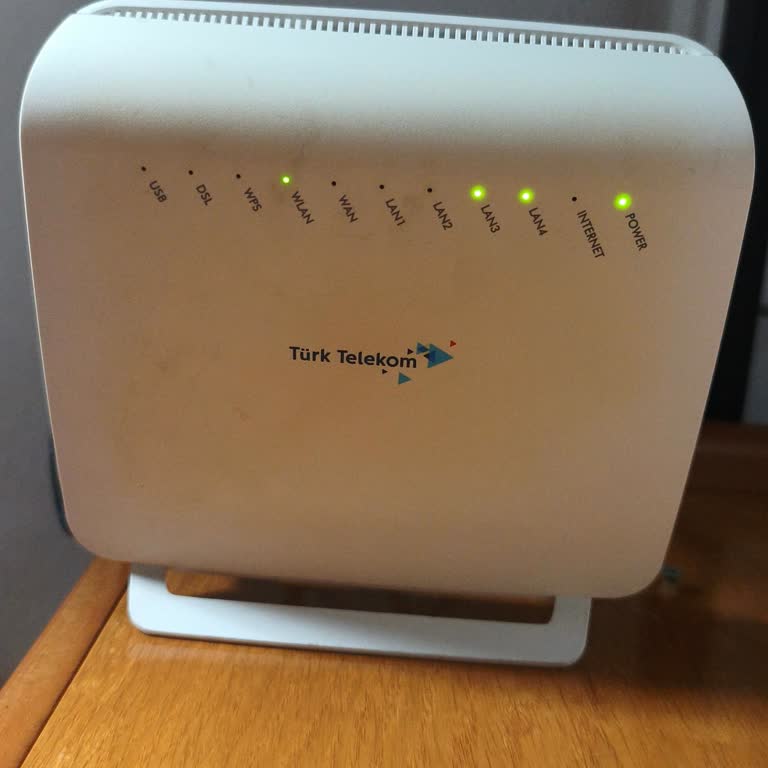 Sürekli Kopan İnternet Ve Taahhüt Edilen Hıza Ulaşılamıyor
