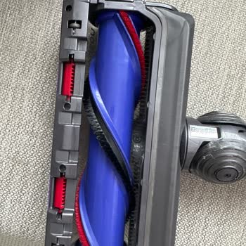 Dyson V15 Ana Başlığı Kısa Sürede Bozuluyor Ve Tekrar Ücretlendirme Yapılıyor