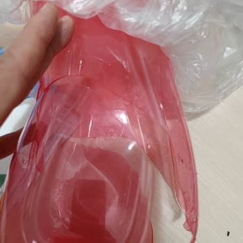 Tupperware Eco Şişe Kırıldı, Mağaza Garanti Dışı Dedi