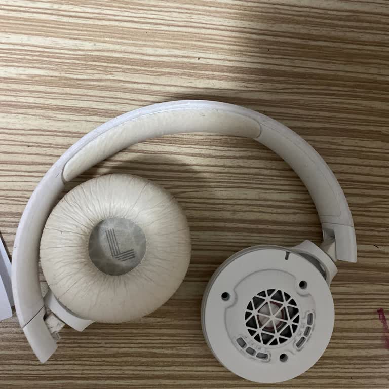 JBL 510BT Kulaklıkta Ped Ve Tuş Sorunları Müşteri Hizmetlerinde Ciddiyetsiz Tavır