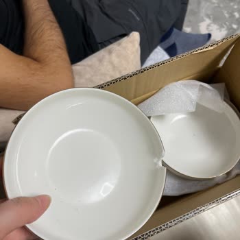 Kırık Ve Renk Bozukluğu Olan 12 Kişilik Yemek Takımı İçin Değişim Veya İade Talebi