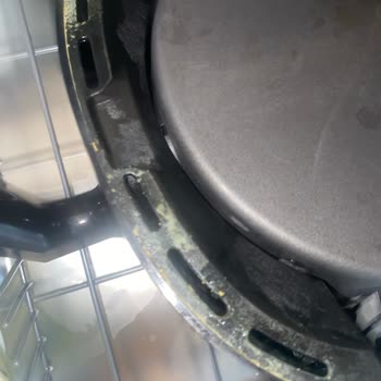 Yeni Bulaşık Makinesinde Temizleme Sorunu, Servis Çözüm Bulamıyor