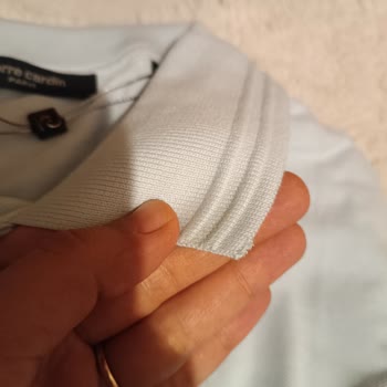 Pier Cardin'den Defolu Tişört Teslimatı Ve Hızlı İade Talebi