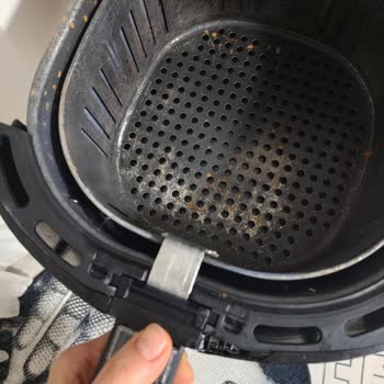 Kumtel Airfryer İç Sepeti Soyulmuş, Yedek Parça Bulunamıyor