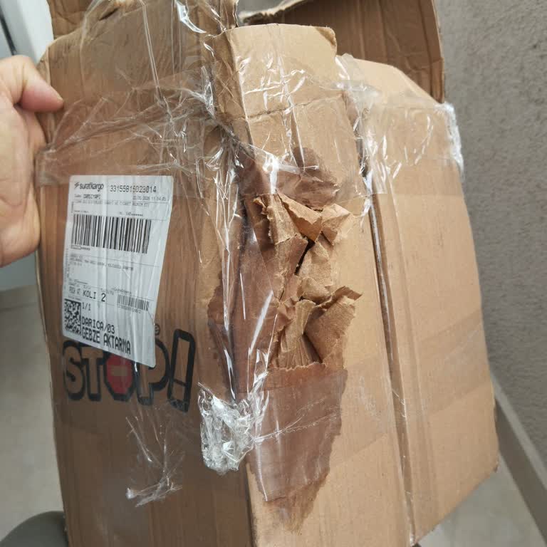 Kapak Kapanmıyor, Ürün Sızdırıyor Ve Kutu Islanıyor