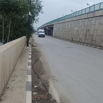 Anka Turizm Otogara Gelmeden Önceki Üst Geçit Civarında İndirdi