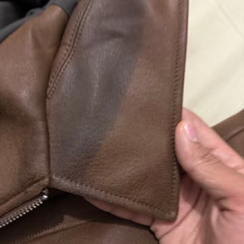 Mavi Ceketin Renk Atması Ve Ücretsiz Değişim Talebi