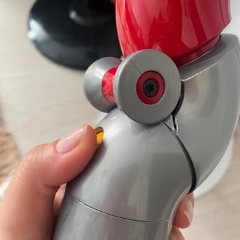 Koltuk Altı Aparatının Kilit Mekanizması Çalışmıyor Ve Plastik Çatlamalar