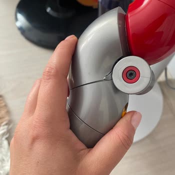 Koltuk Altı Aparatının Kilit Mekanizması Çalışmıyor Ve Plastik Çatlamalar