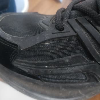 Deichmann Bench Ayakkabısında 3 Hafta Sonra Kumaş Yırtığı
