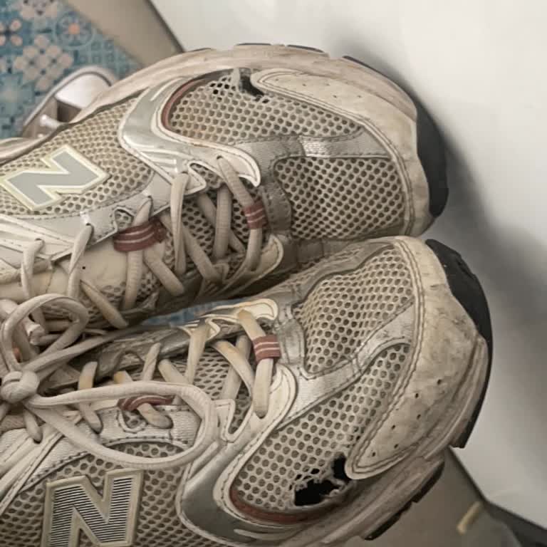 New Balance Ayakkabısının Kısa Sürede Yırtılması Ve Mağaza Tarafından Kullanıcı Hatası İddiası