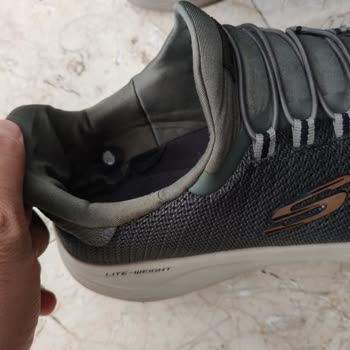 İç Yırtılma Ve Hızlı Aşınma Nedeniyle Sketchers Ayakkabısında Değişim Talebi