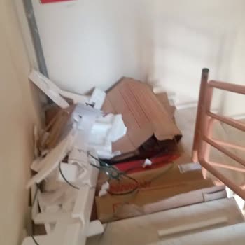 Arçelik Servisinin Teslimat Sonrası Ortak Alanı Temizlememesi Ve Saygısız Davranışı