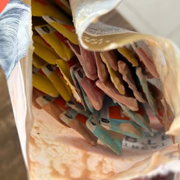 Patlamış Ödül Maması Paketleri Nedeniyle Yeniden Gönderim İsteği