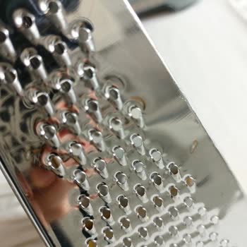 Electrolux Bulaşık Makinesindeki Paslanma Ve Servis İhmaline Karşı İade Talebi