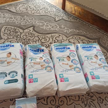 Molfix Premium Bebek Bezinde Sert Doku Ve Sızdırma Problemi