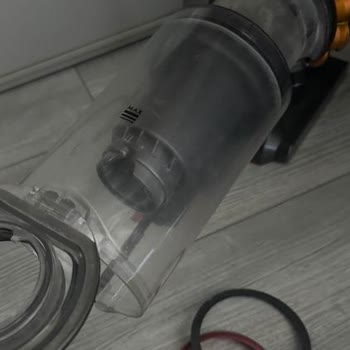 Dyson V15 Hazne Contası Tasarım Hatası İçin Ücretsiz Değişim Talebi