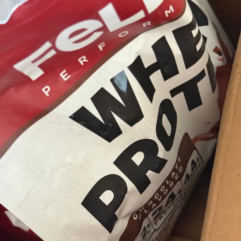 Küflü Whey Protein Ürünü Teslim Edildi, Sağlık Riski Ve İade Talebi