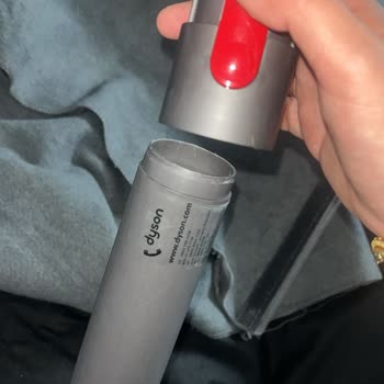 Dyson Süpürge Parçası Ayrıldı, Garanti Kapsamında Ücretsiz Değişim Talebi