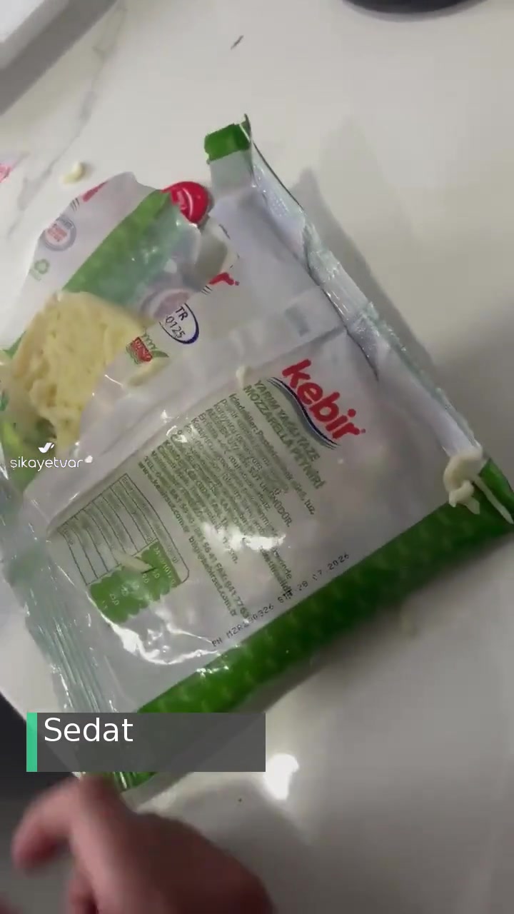 Kebir Yarım Yağlı Mozerella Peyniri Küflü Çıkıyor videonun kapak resmi
