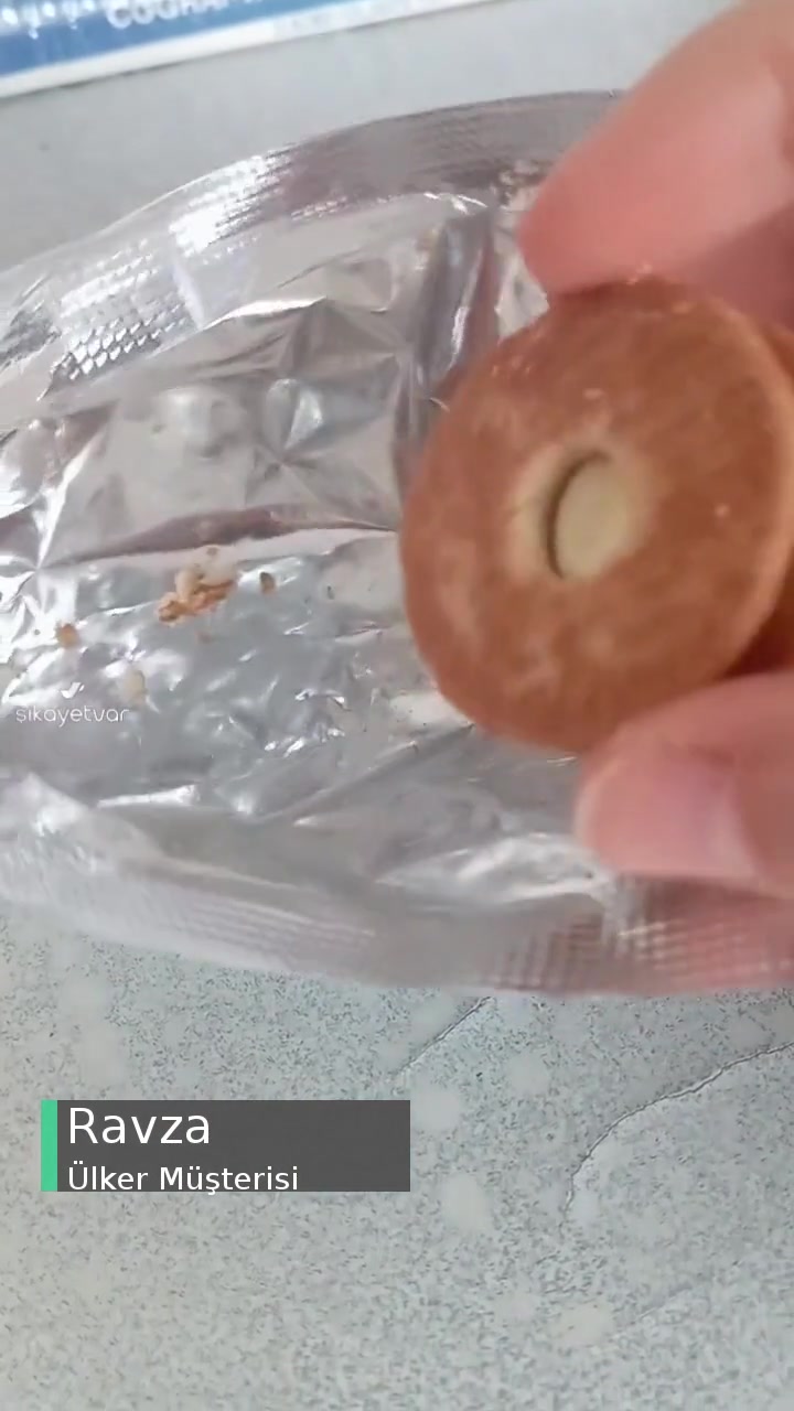 Ülker Ters Ve Hatalı Basım Bisküvi videonun kapak resmi