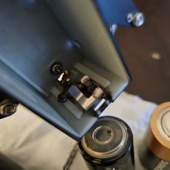 Duracell Pil Sızıntısı Duvar Saatine Zarar Verdi, Tazminat İstiyorum