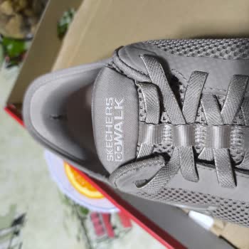 Skechers Sağ Tek Ayakkabımda 4 Ayda Açılma, Garanti Süresi Dolmadan Değişim Talebi