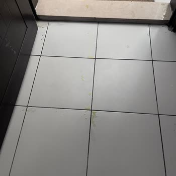 Buzdolabı Yetkisiz Panel Değişikliği Ve Hasarlı Teslimat Şikayeti