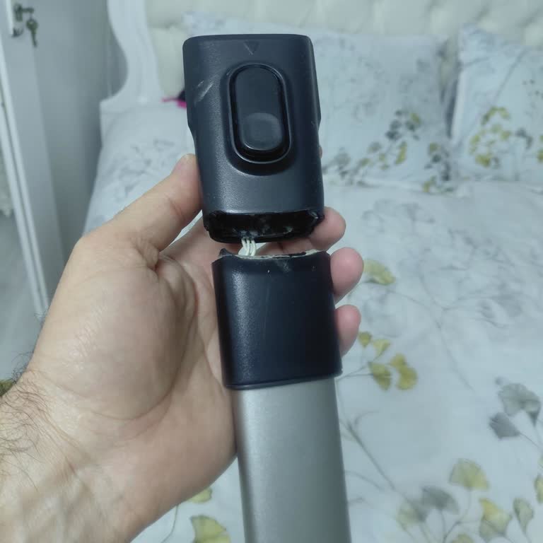 Philips Xc8049 Bağlantı Borusu Kırılması Garanti Kapsamında Değişim Talebi