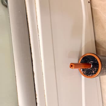 Tatilbudur Kırık Kapı Ve Küflü Küvet, Tek Gün Kesintiyle İade Teklifi