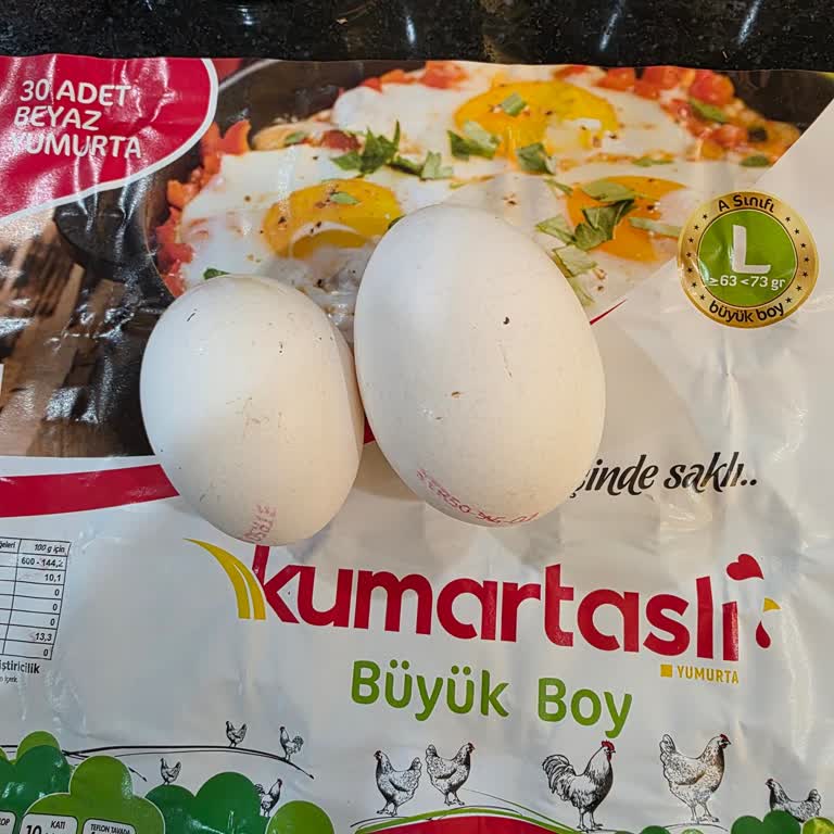 Metro Market’te Büyük Boy Yumurta Ücretiyle Küçük Boy Yumurta Satışı