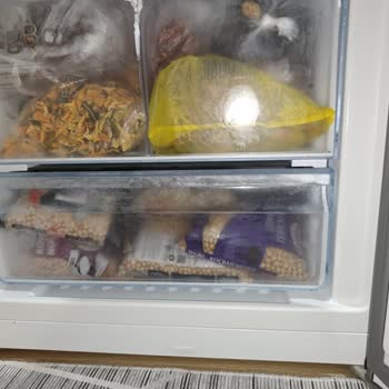 Cam Bölümde Delik Ve Soğutma Sorunu İçin Yetkili Servisten Garanti Çözümü Talebi