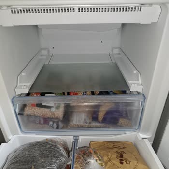 Cam Bölümde Delik Ve Soğutma Sorunu İçin Yetkili Servisten Garanti Çözümü Talebi