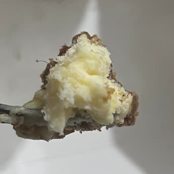 Caffe Nero’da Limonlu Cheesecake’te Kıl Bulunması
