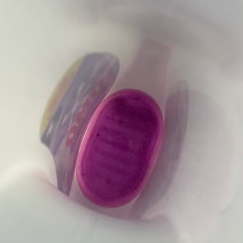 OMO Sık Yıkananlar Cold Power Şişenin Dibinde Kıl Benzeri Yabancı Maddeler