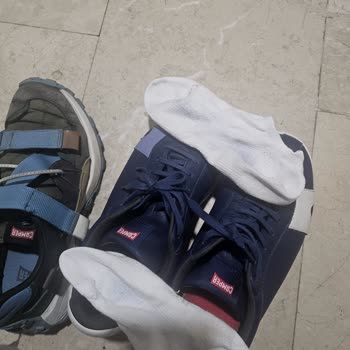 Renkli Camper Ayakkabılarda Renk Transferi Sorunu