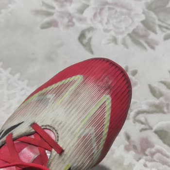 Adidas Kramponda Kesintisiz Koku Sorunu Ve Ücret İadesi Talebi