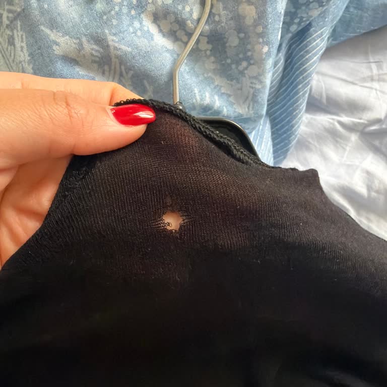 Penti Mağazalarında Defolu Ürün Ve İlgisiz Personel