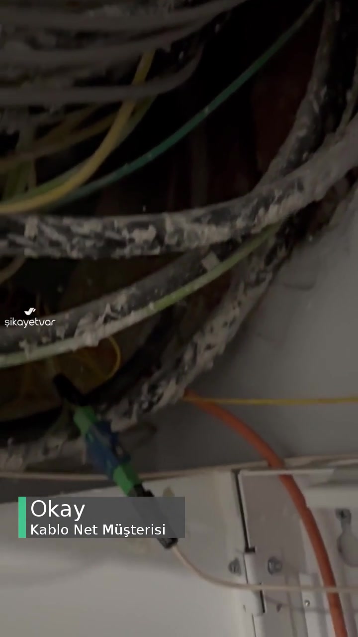 Kablo Net Sıva Altı Fiber Kablomu Bilgim Dışında Kesmiş videonun kapak resmi
