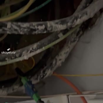 Kablo Net Sıva Altı Fiber Kablomu Bilgim Dışında Kesmiş