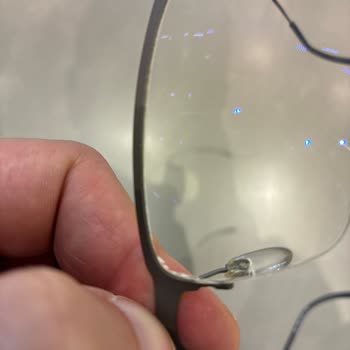 Cam Çatlaması Ve Burun Desteği Kopması İçin Atasun Optik'ten Çözüm Talebi