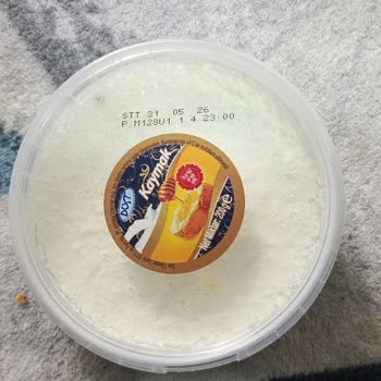 BİM Şubesinde Küflü Kaymak: Sağlık Ve Hijyen Endişesi