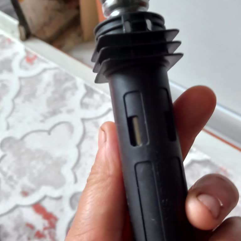 Yanlış Amortisör Ve Eksik Vidalar, Satıcıdan Geri Dönüş Yok