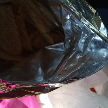 Açılmış Ve Bantlı Doritos Paketi Bayat Çıktı Sağlık Endişesi Ve İade Talebi