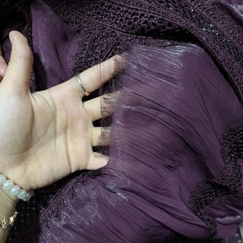 Yırtık Elbise, Suçlayıcı Üslup Ve İade Talebi