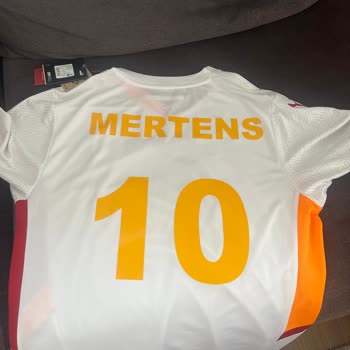 Intersport Galatasaray Formalarında Yanlış Baskı Ve Çözüm İsteği