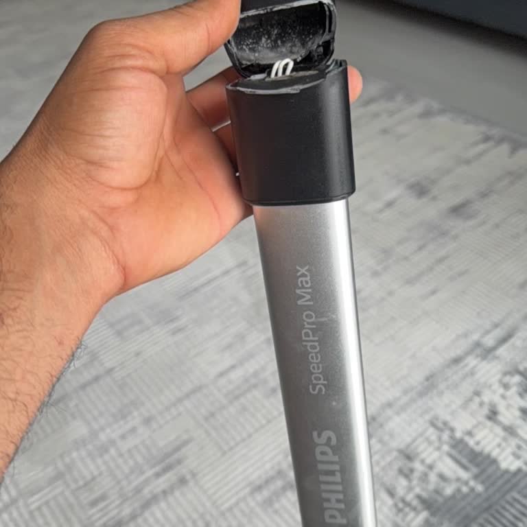 Tekrarlayan Boru Kırılması Nedeniyle Philips SpeedPro Max Dikey Süpürge Garanti Değişim Talebi