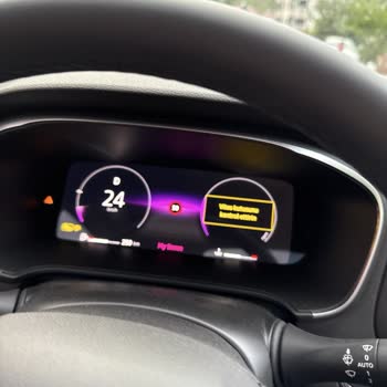200 Km’de Yağ Kaçağı Ve Şanzıman Arızası Veren Sıfır Renault Megane 4