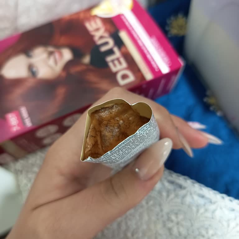 Palette Deluxe Saç Boyasında İkinci Kez Yabancı Madde Çıkması