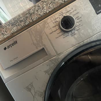 Arçelik Çamaşır Makinesinin Ön Panelindeki Lekeler Garanti Kapsamında Değiştirilmelidir